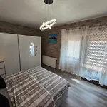 Tom Apartmans 1